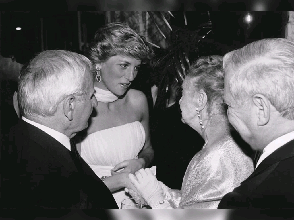 查尔斯为什么娶戴安娜