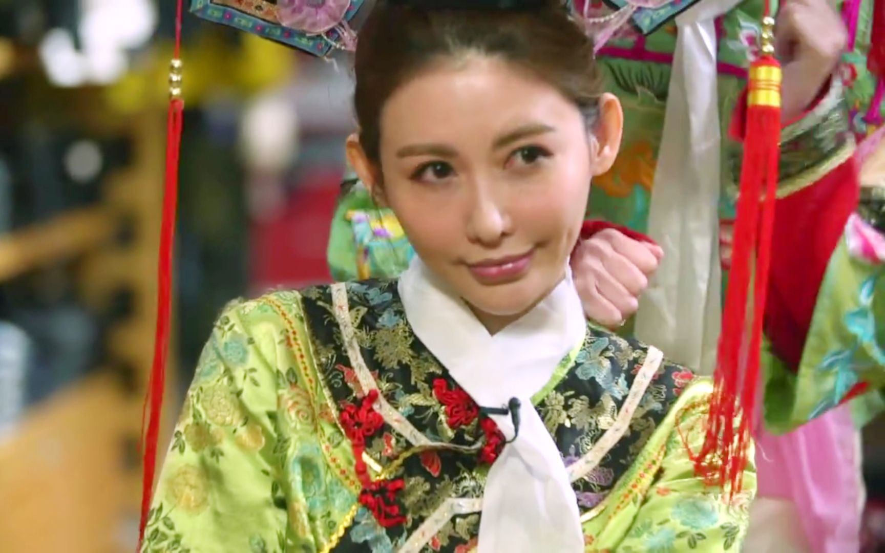 简恺乐柜姐怎么了恺乐化身柜妃娘娘担任一日店长恺乐