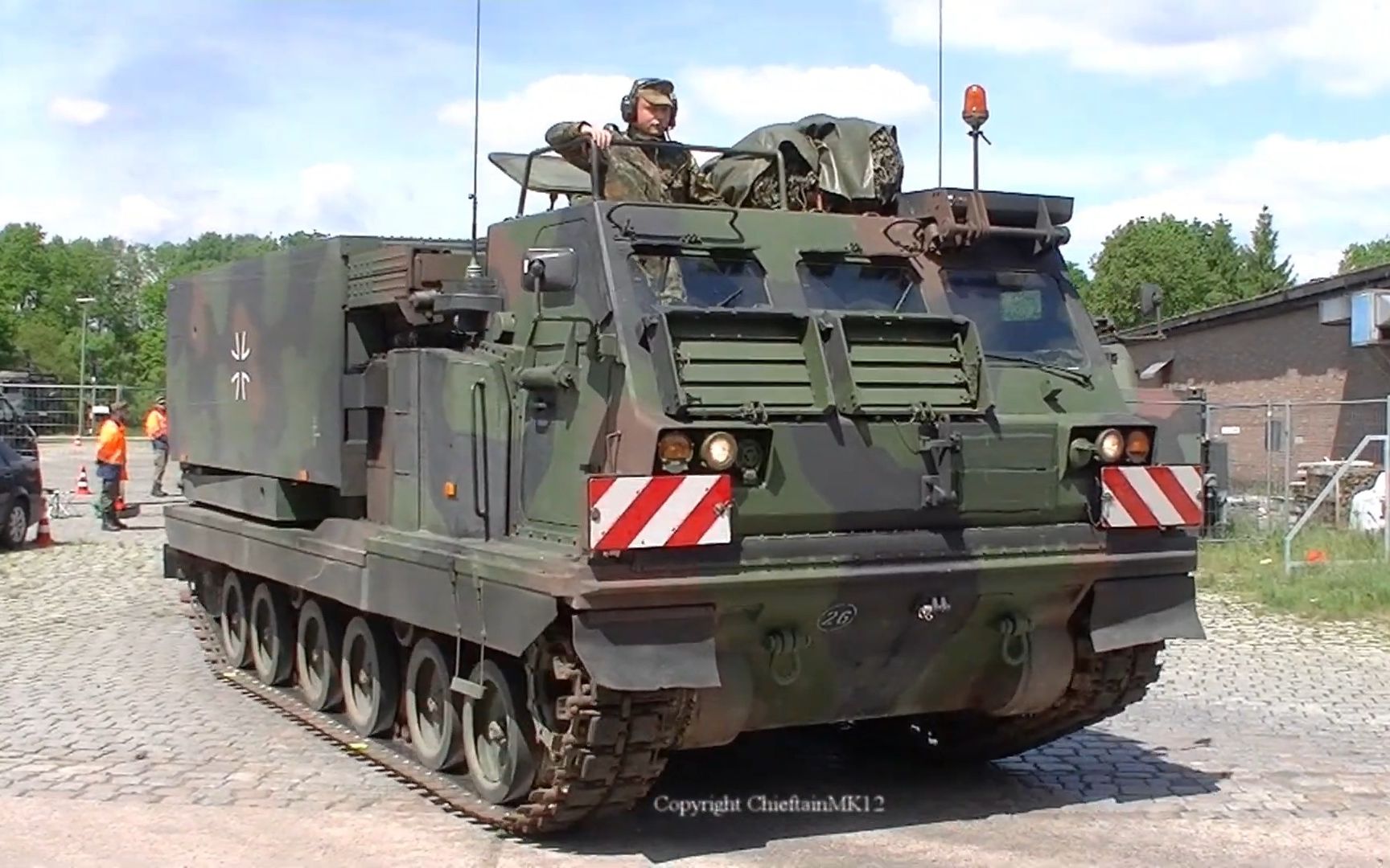 【坦克战车】- 德军的mars ii 多管火箭系统(mars 2 mlrs)