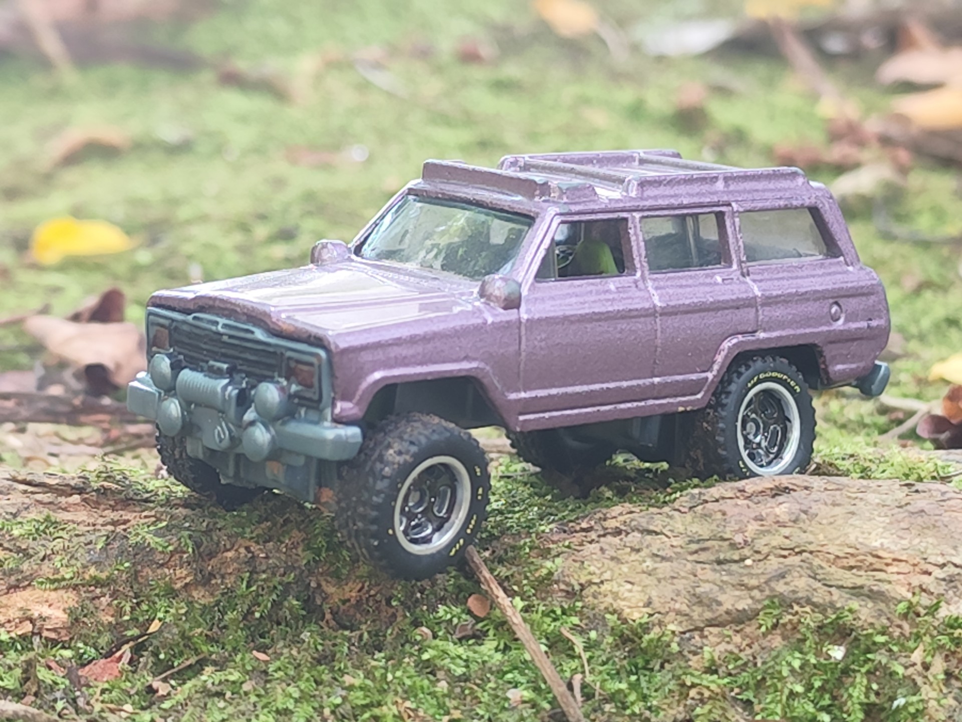 当我的风火轮吉普wagoneer加装了避震