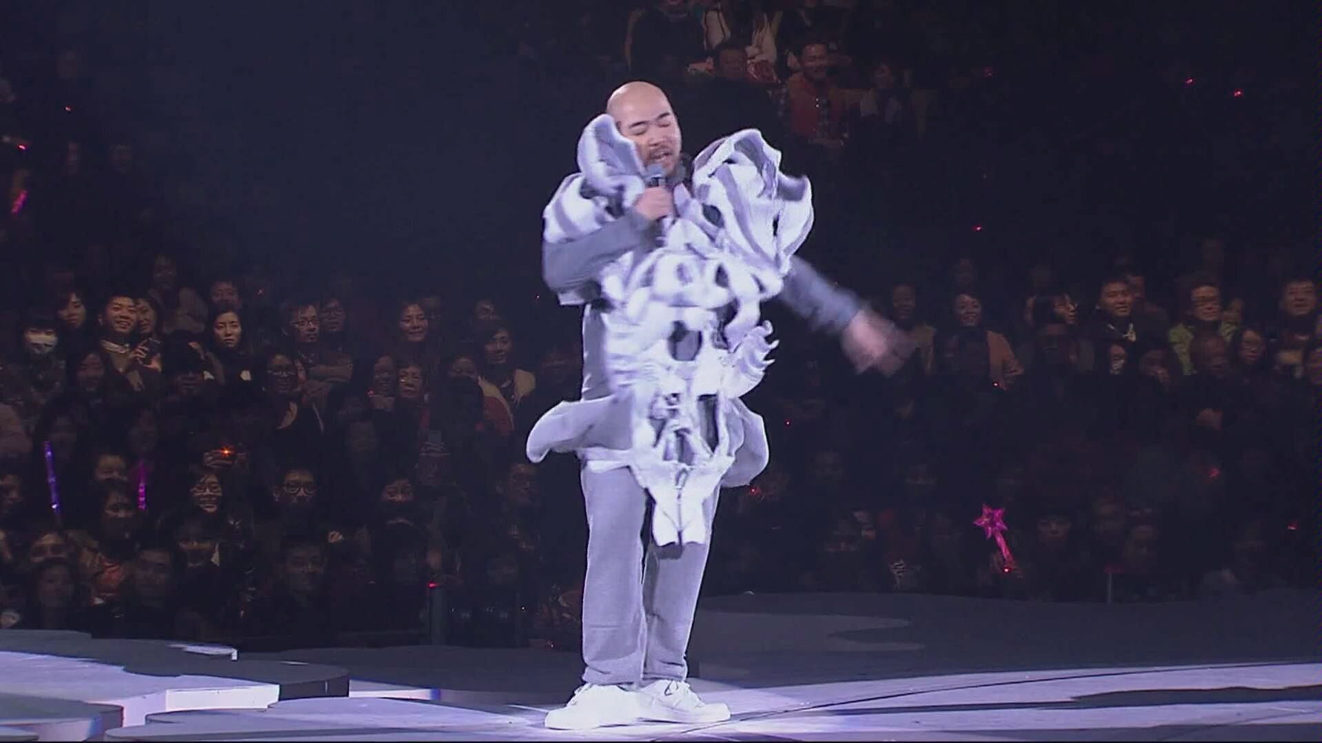 陈奕迅大开眼界concertyy黄伟文作品展