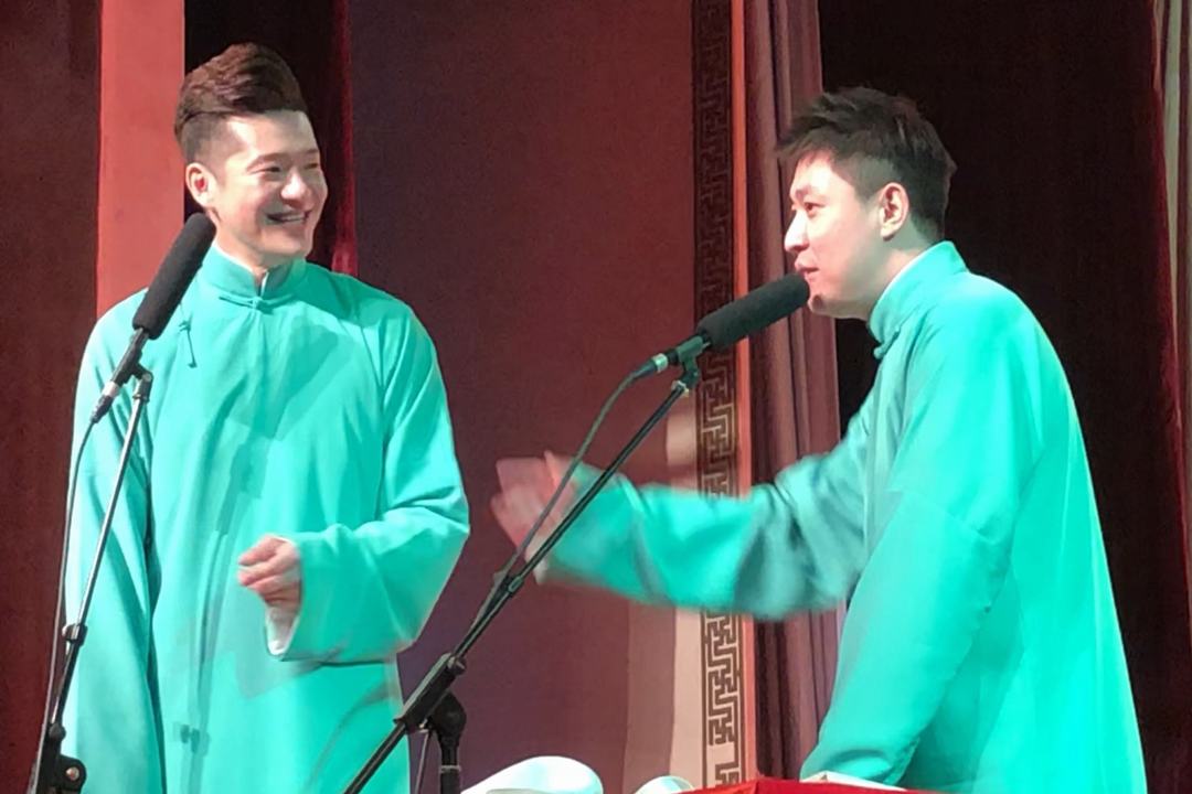 为什么德云二队队长是李鹤东而不是谢金?