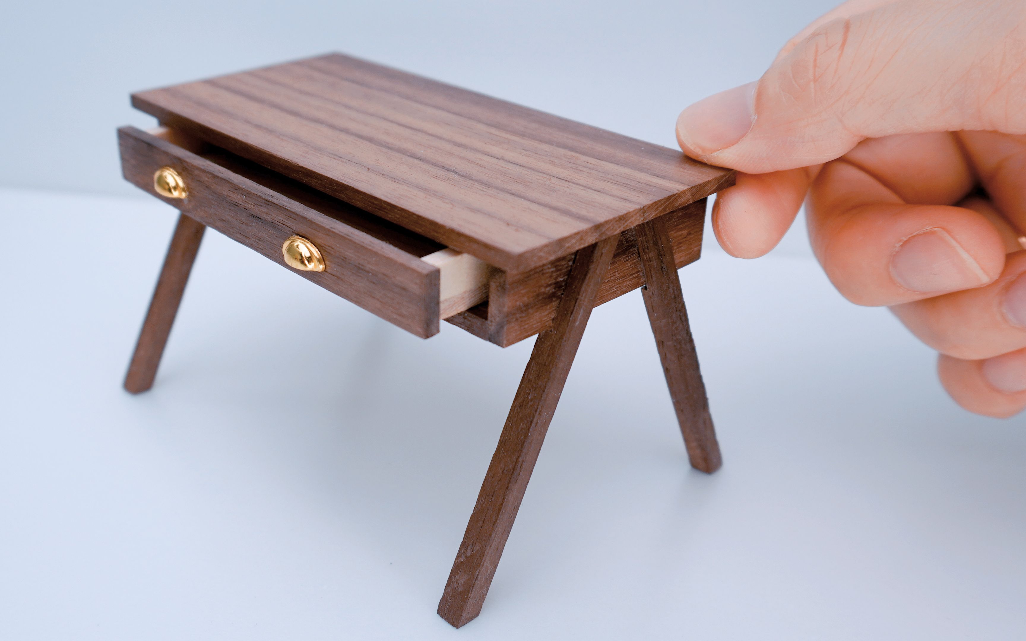 diy袖珍mini 学习桌黑胡桃微型家具_哔哩哔哩_bilibili