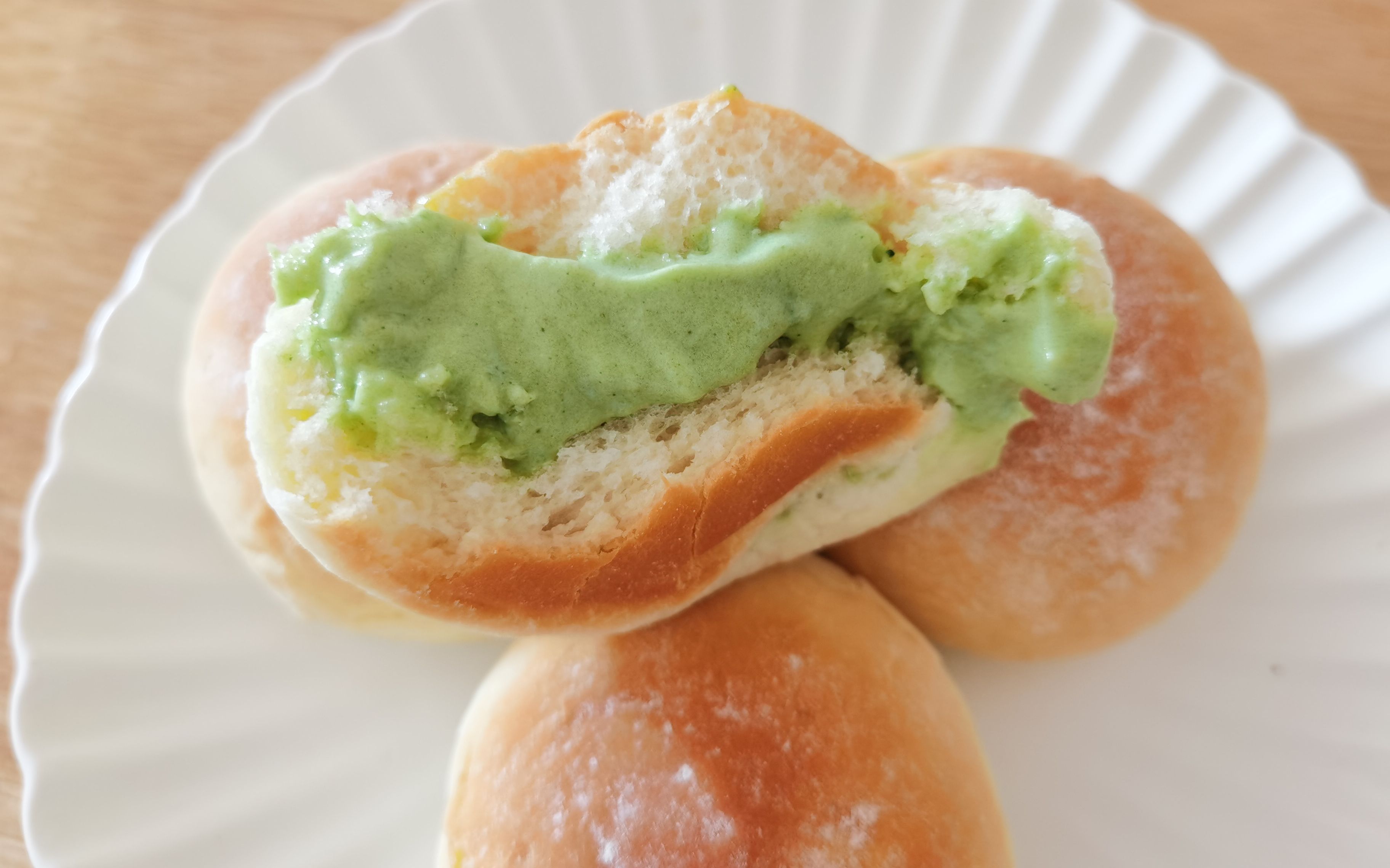 抹茶冰面包只要有好吃的什么都好说