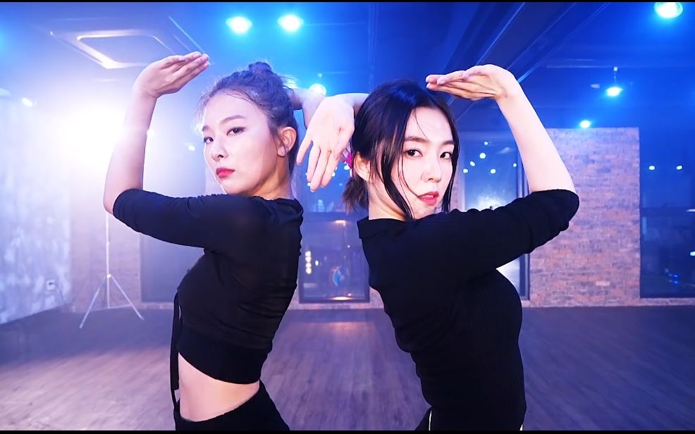 [图]Red Velvet IRENE+涩琪后续曲Naughty练习室公开