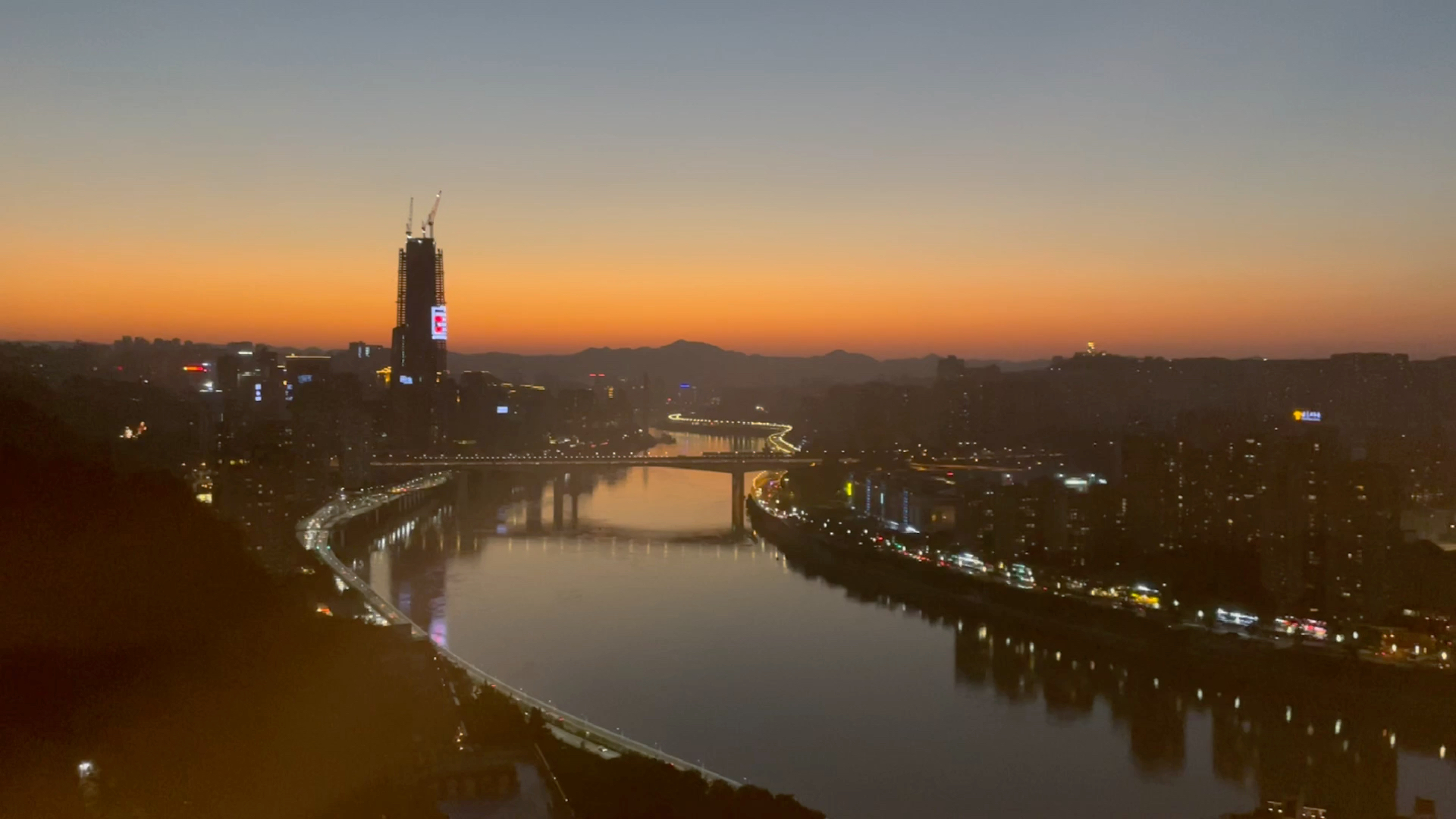 【杜比视界hdr】鹅岭二厂爱情天台