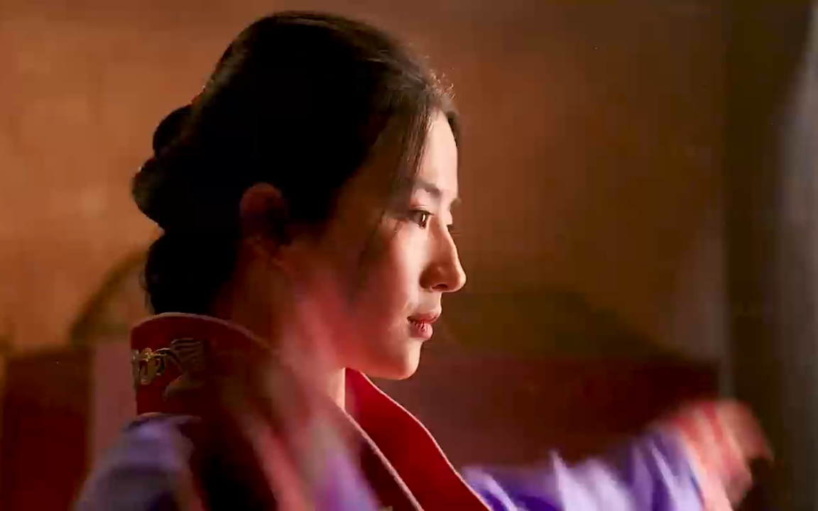 西方人所理解的鹅黄妆,就连刘亦菲的颜值都扛不住的妆造#刘亦菲