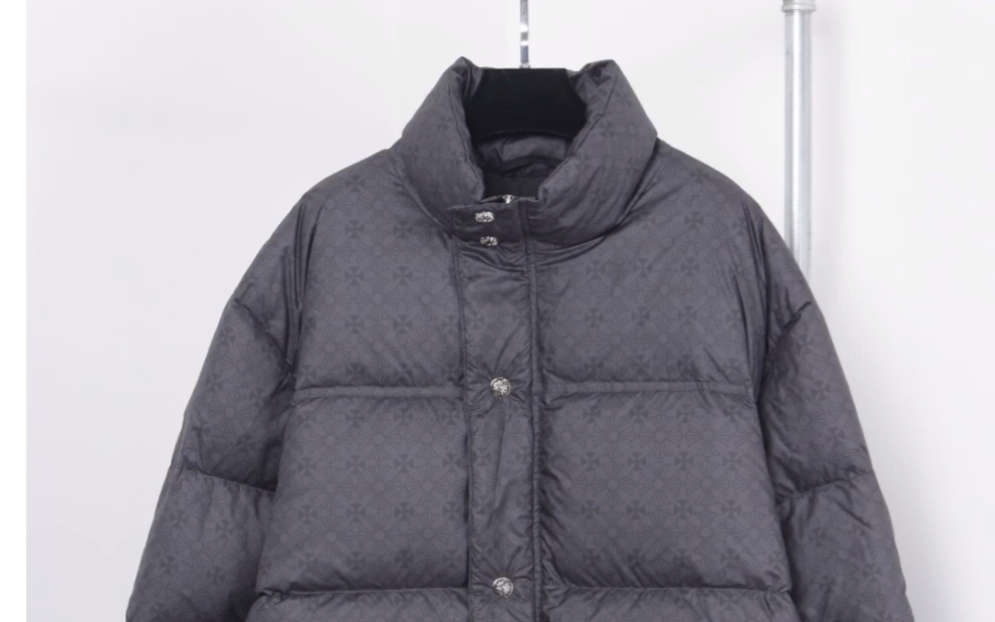 说一下高仿ch克罗心23fw暗纹银扣羽绒服 s-l