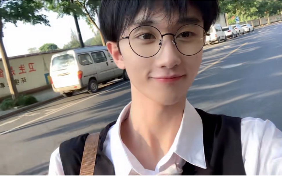 抖音高质量帅哥合集15游山玩水一步到位不心动挑战