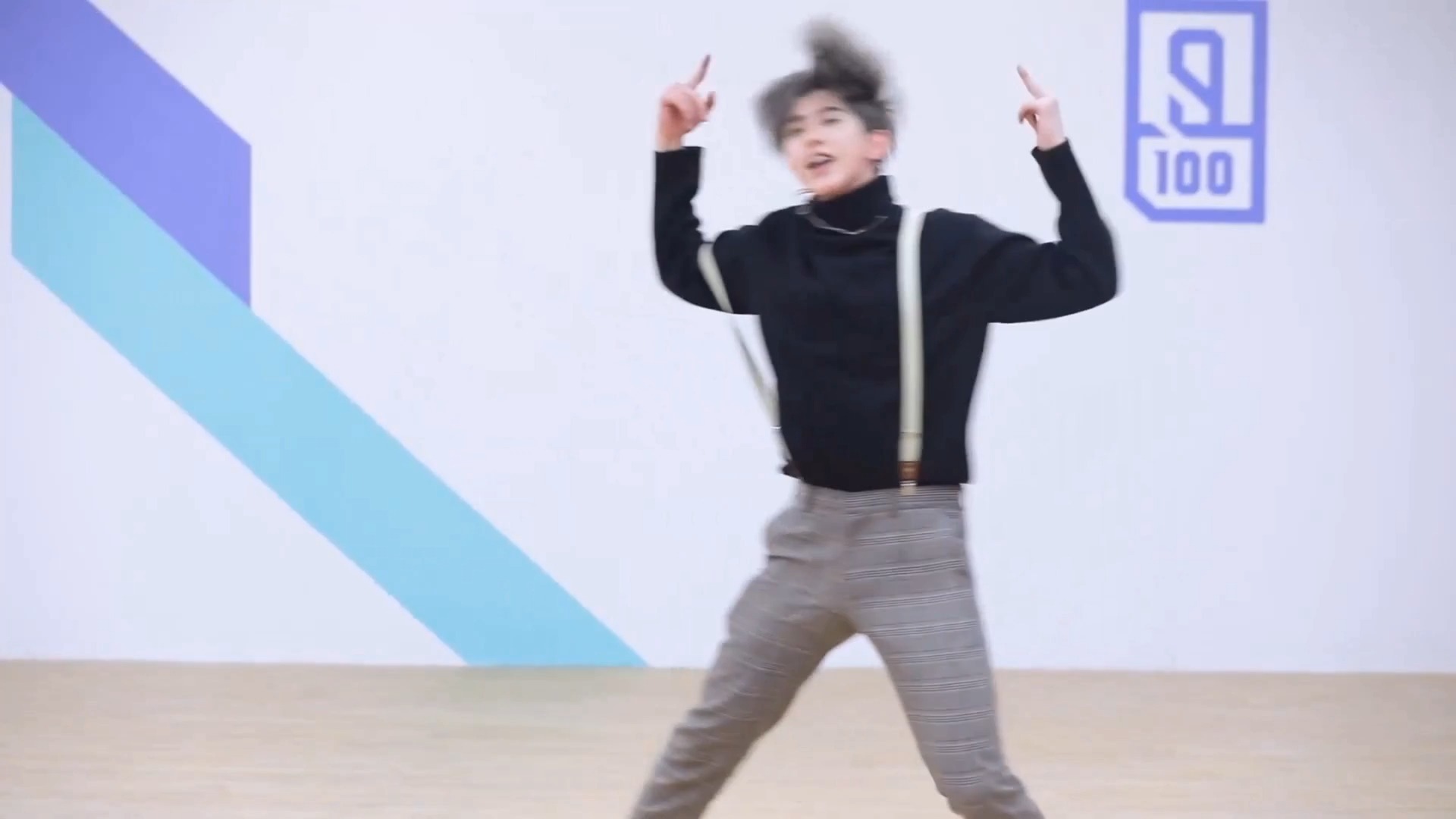 蔡徐坤偶像练习生《鸡你太美》原版视频4k60帧无水印