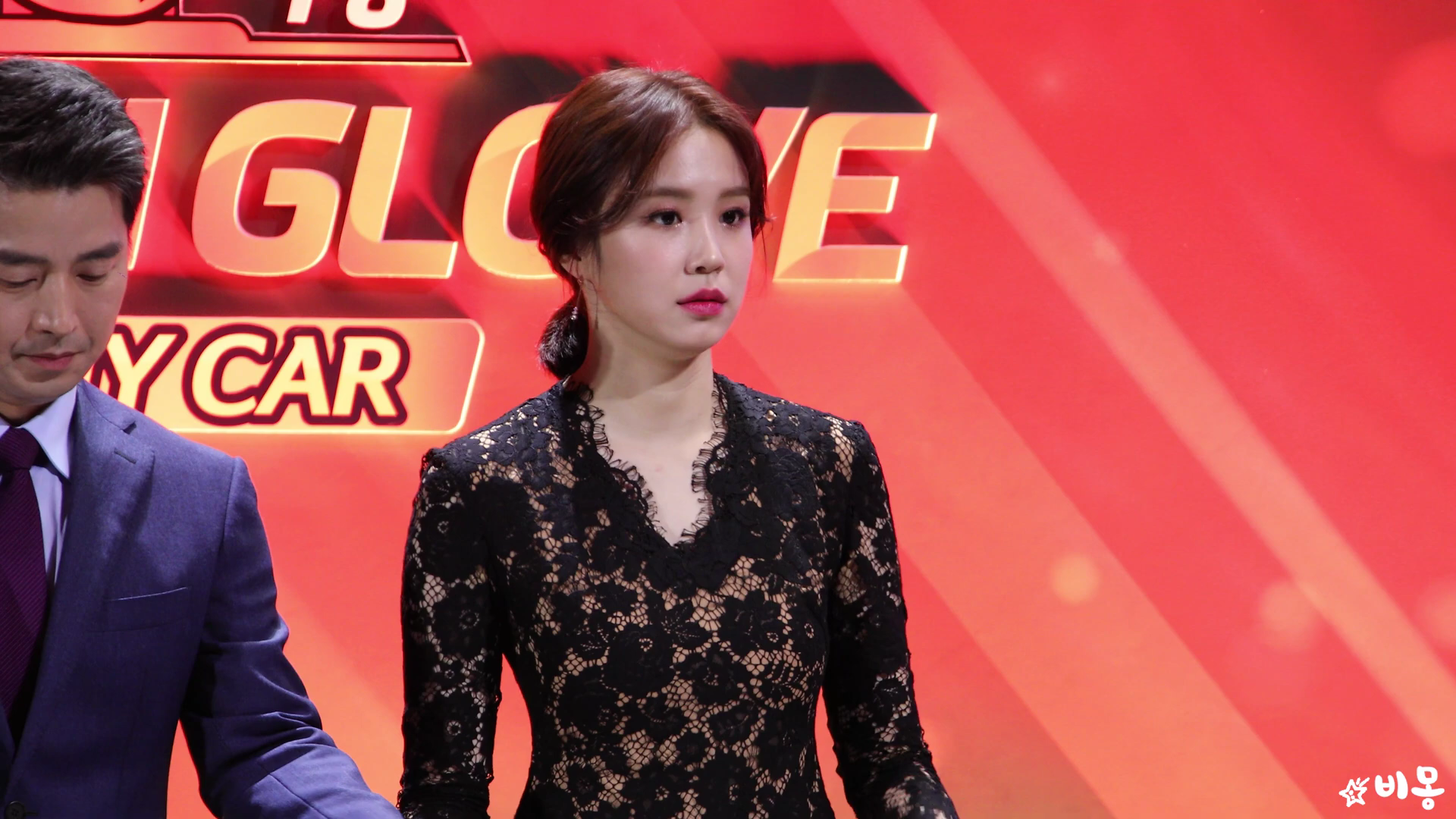 181210 张艺媛 golden glove awards_哔哩哔哩 (゜-゜)つロ 干杯