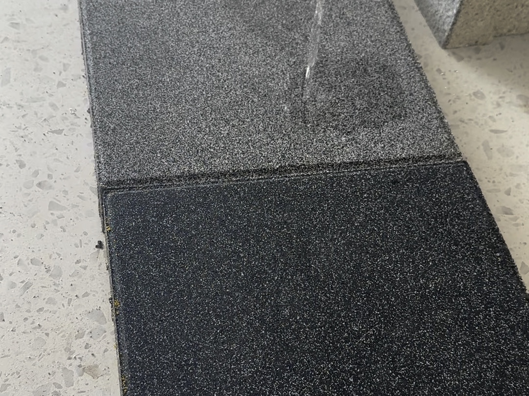 芝麻灰砂基透水砖透水效果现场测试