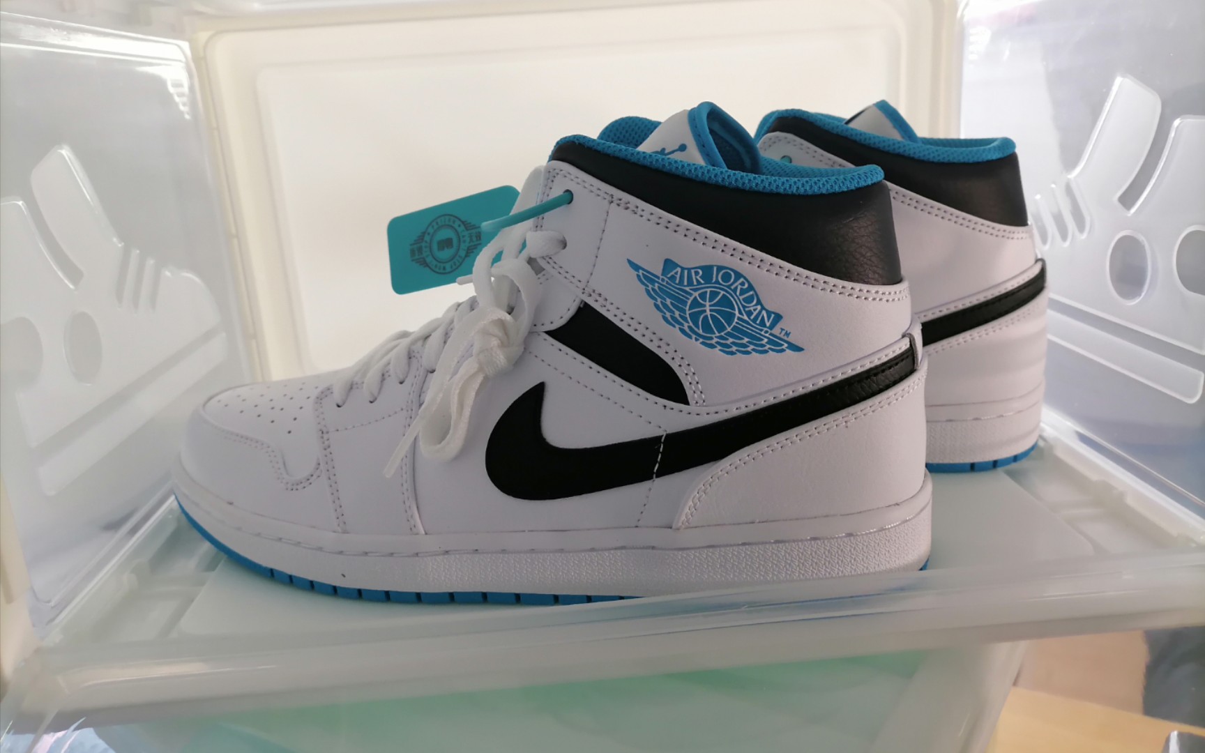 开箱女友圣诞礼物,aj1激光蓝_哔哩哔哩 (゜-゜)つロ 干杯~-bilibili
