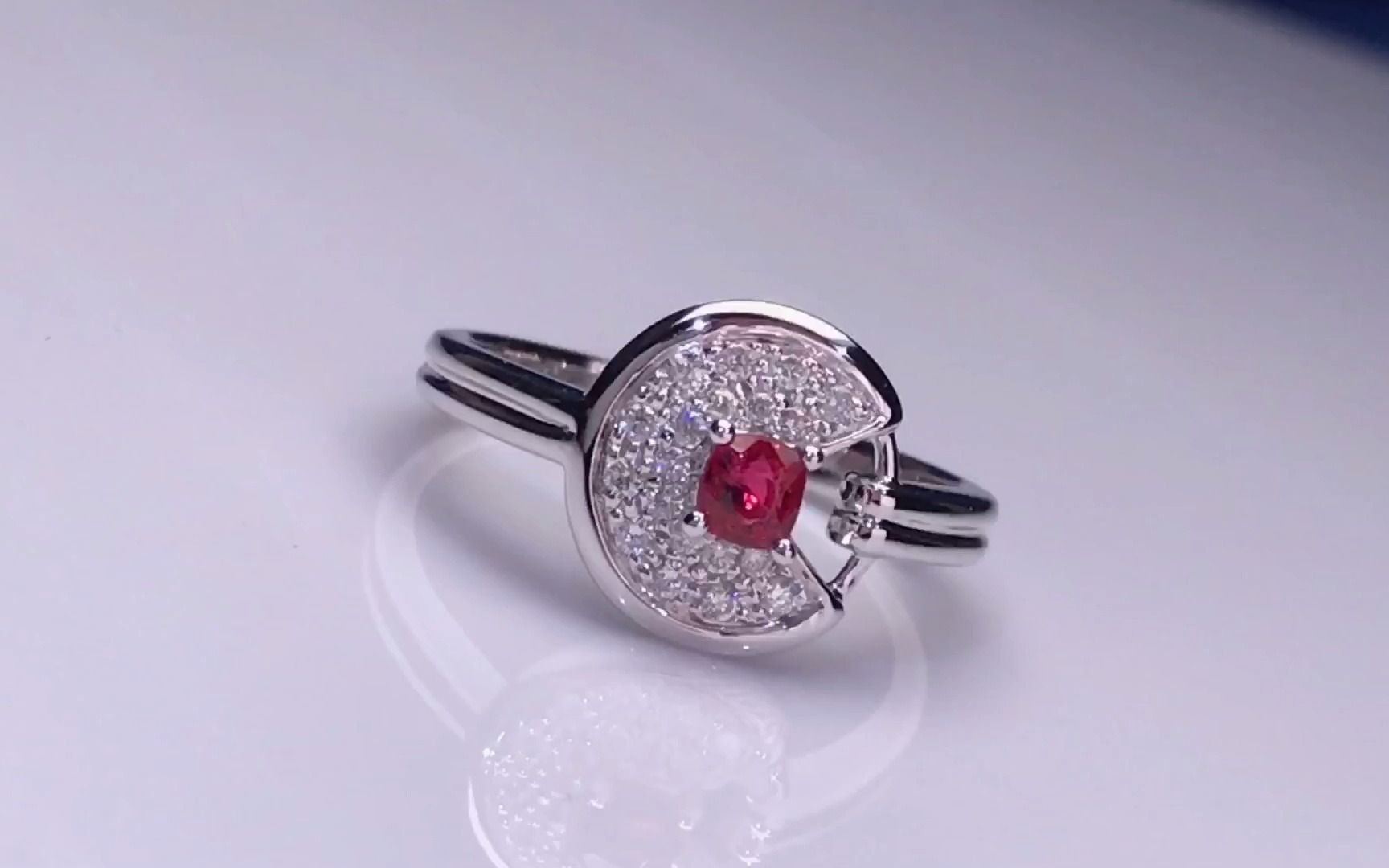 【启明彩宝】护身符造型尖晶石戒指