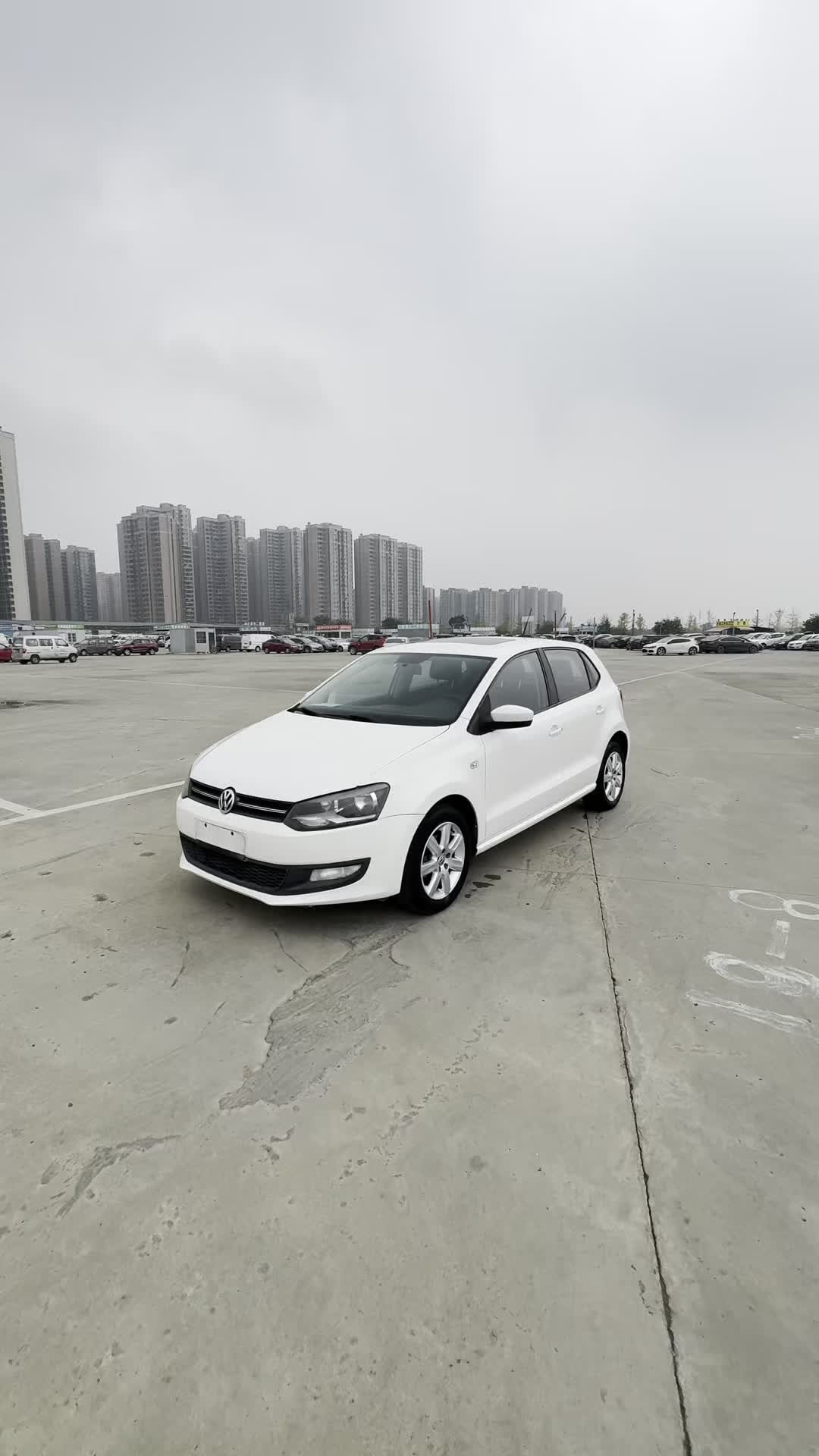 14年大众polo自动挡带天窗,车况精品,价格便宜