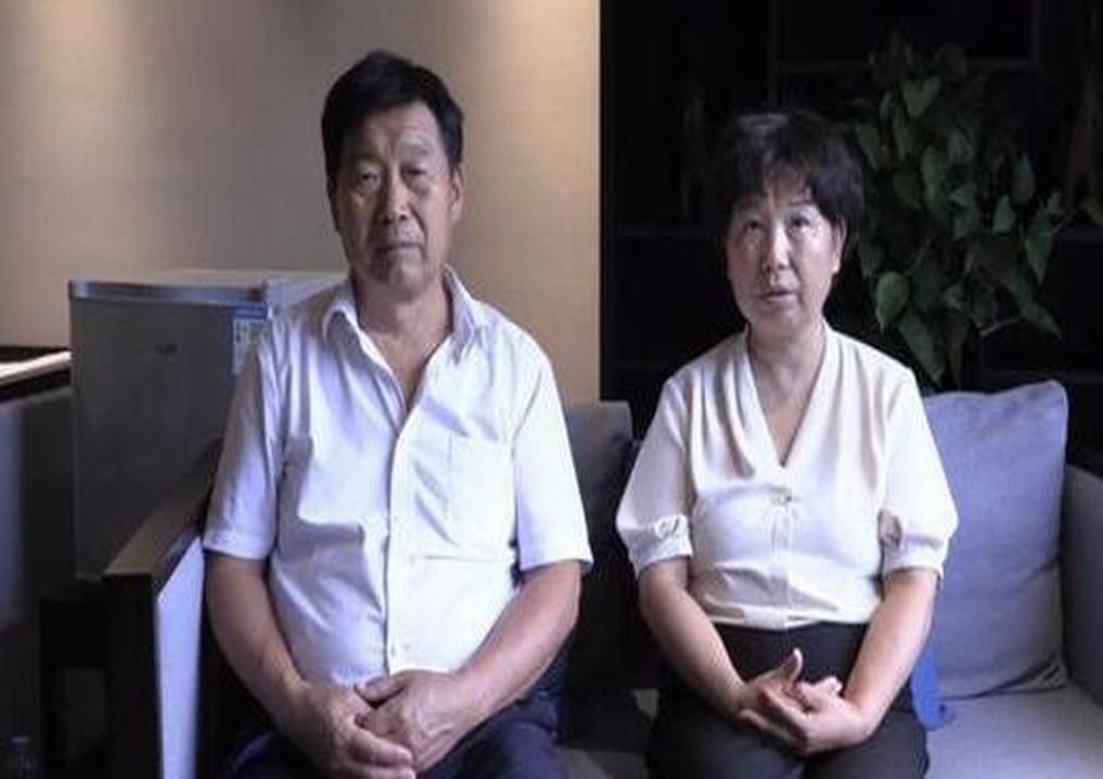 从3个迹象来看错换人生的郭威其实早就认清养母杜新枝的真面目