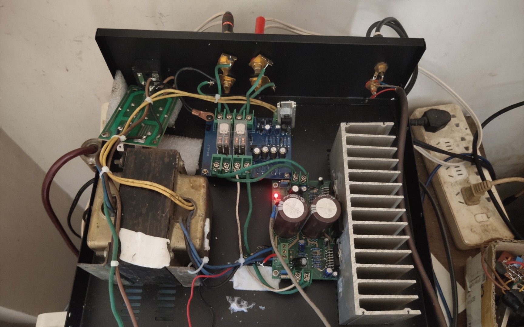 将功放拆了,功放板换成经典tda7294