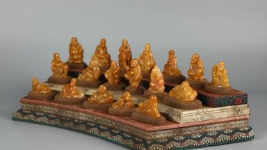 瓏】寿山石 田黄石彫 花絲塗金嵌三龍戲珠印章 清代 乾隆