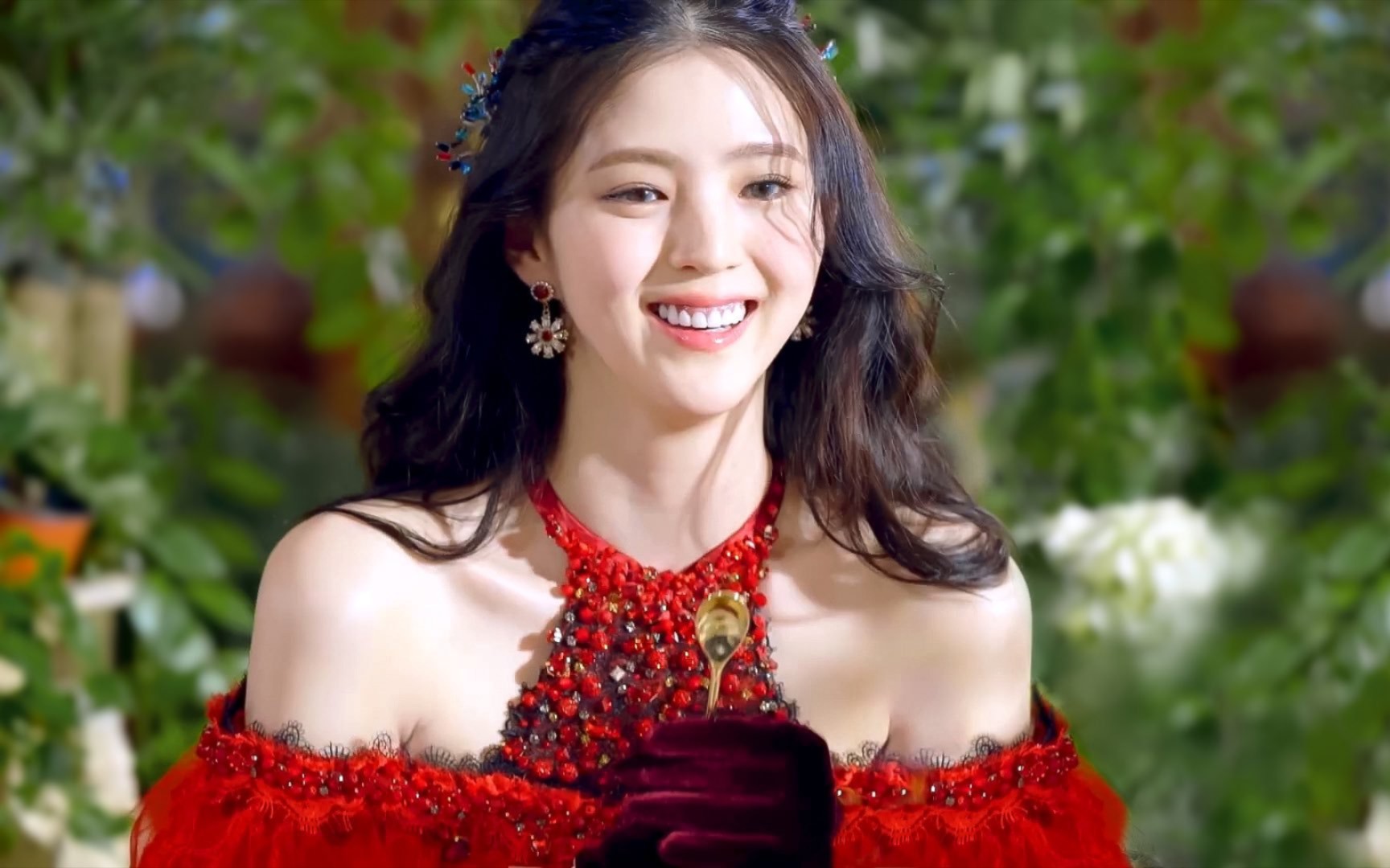 韩素希 &车银优 &李洙赫kakaopage网漫《恶女马里奥内特》拍摄花絮