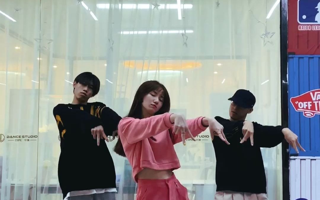 lisa螃蟹舞亮点在最后