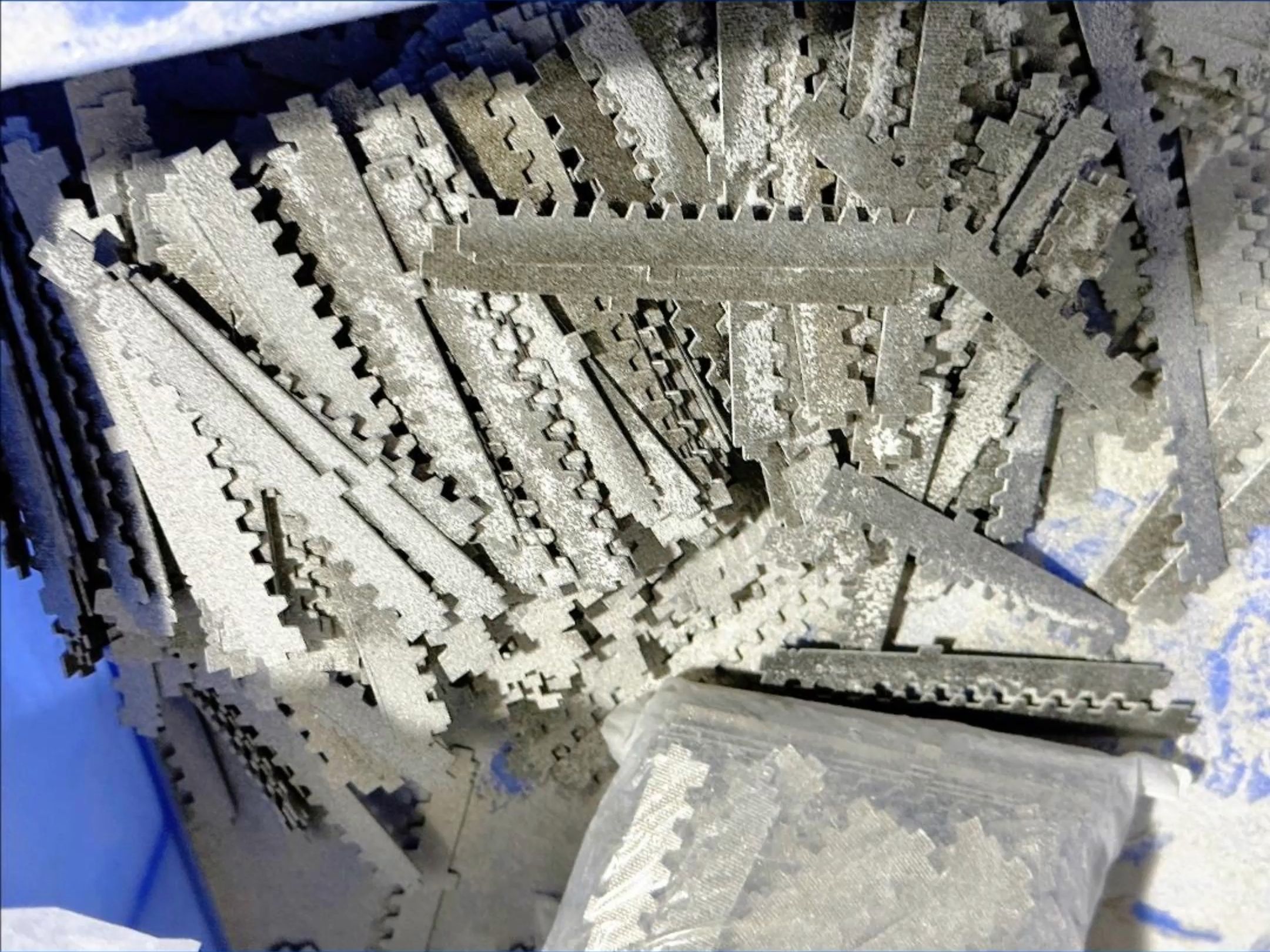 云母片自动送料冲压