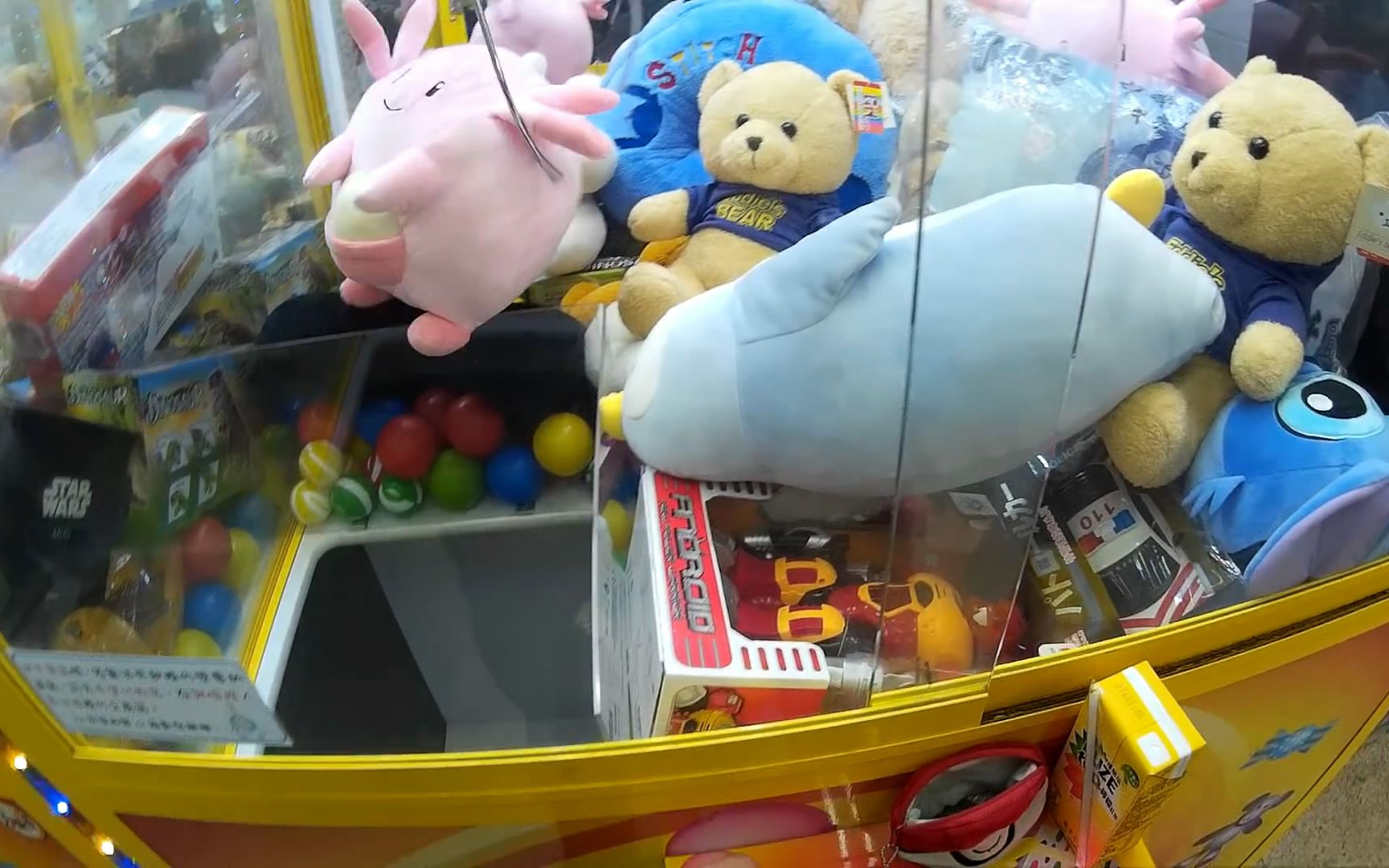 抓娃娃大挑战甩爪强制拉出百试不爽