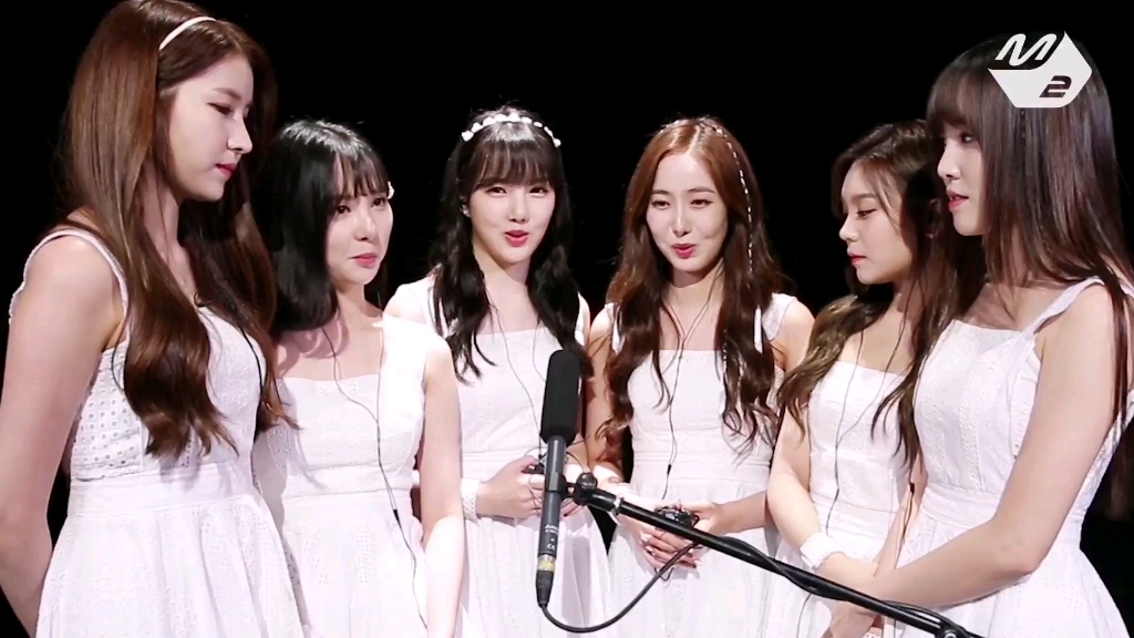 gfriend–侧耳倾听睡觉版