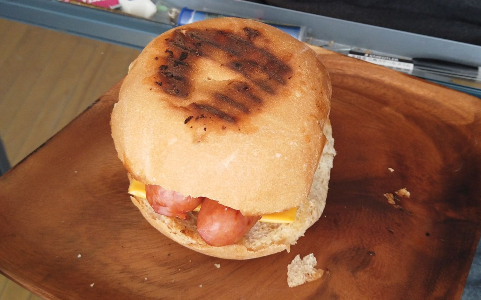 【胖子的黑暗厨房】芝士烤肠汉堡