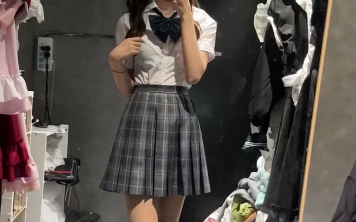 美女视频jk学生妹制服诱惑哔哩哔哩bilibili