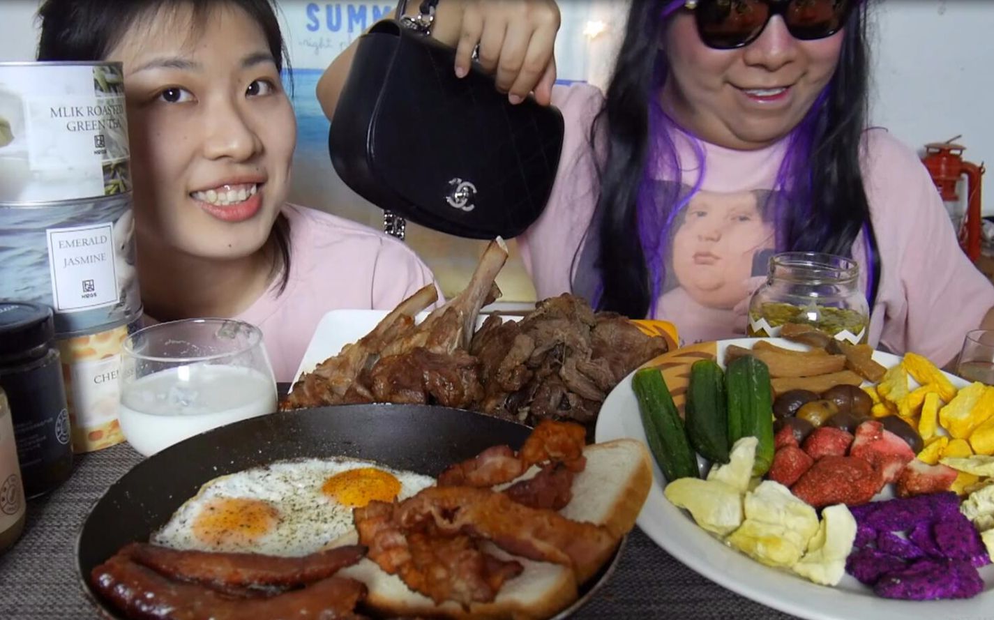 【大胖和软软】肉食vs素食! 吃播 女装大佬 吃货 美食 情侣 三人转