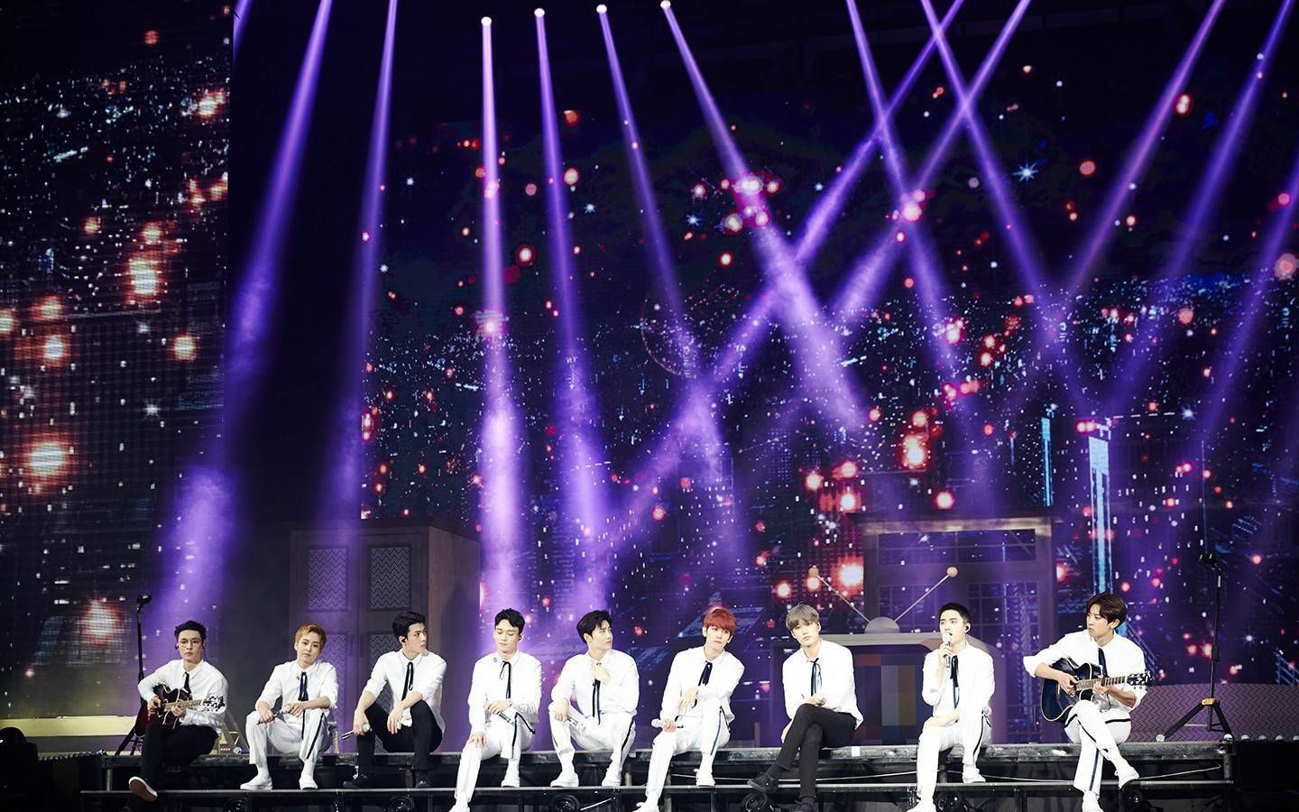 exo-universe mv_哔哩哔哩 (゜-゜)つロ 干杯~-bilibili