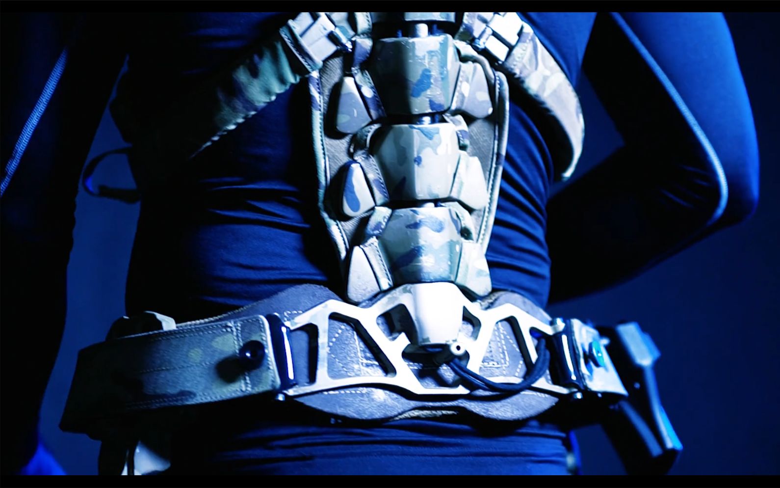 mawashi 无源军用外骨骼