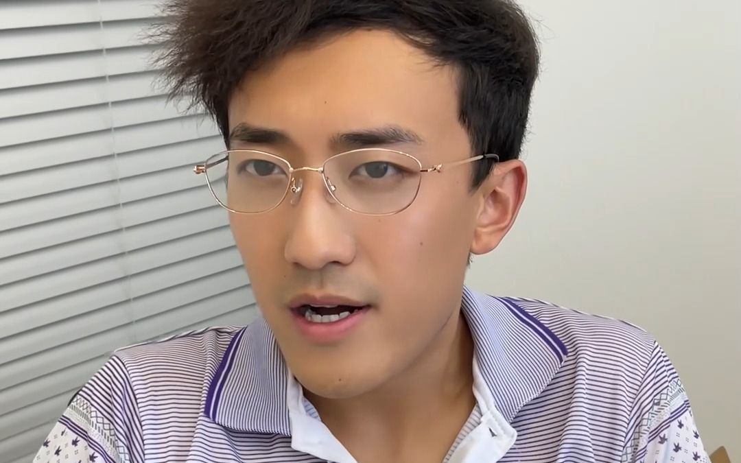 今天实在没段子了 给大家表演一个这几天的校园博主吧-刘一朵A-刘一朵A-哔哩哔哩视频