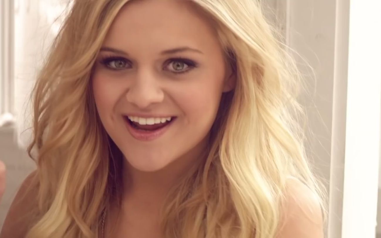 [图]【欧美乡村音乐】Kelsea Ballerini 的《Love Me Like You Mean It》