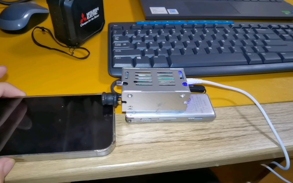 使用电磁拾音器放歌,来了解一下!