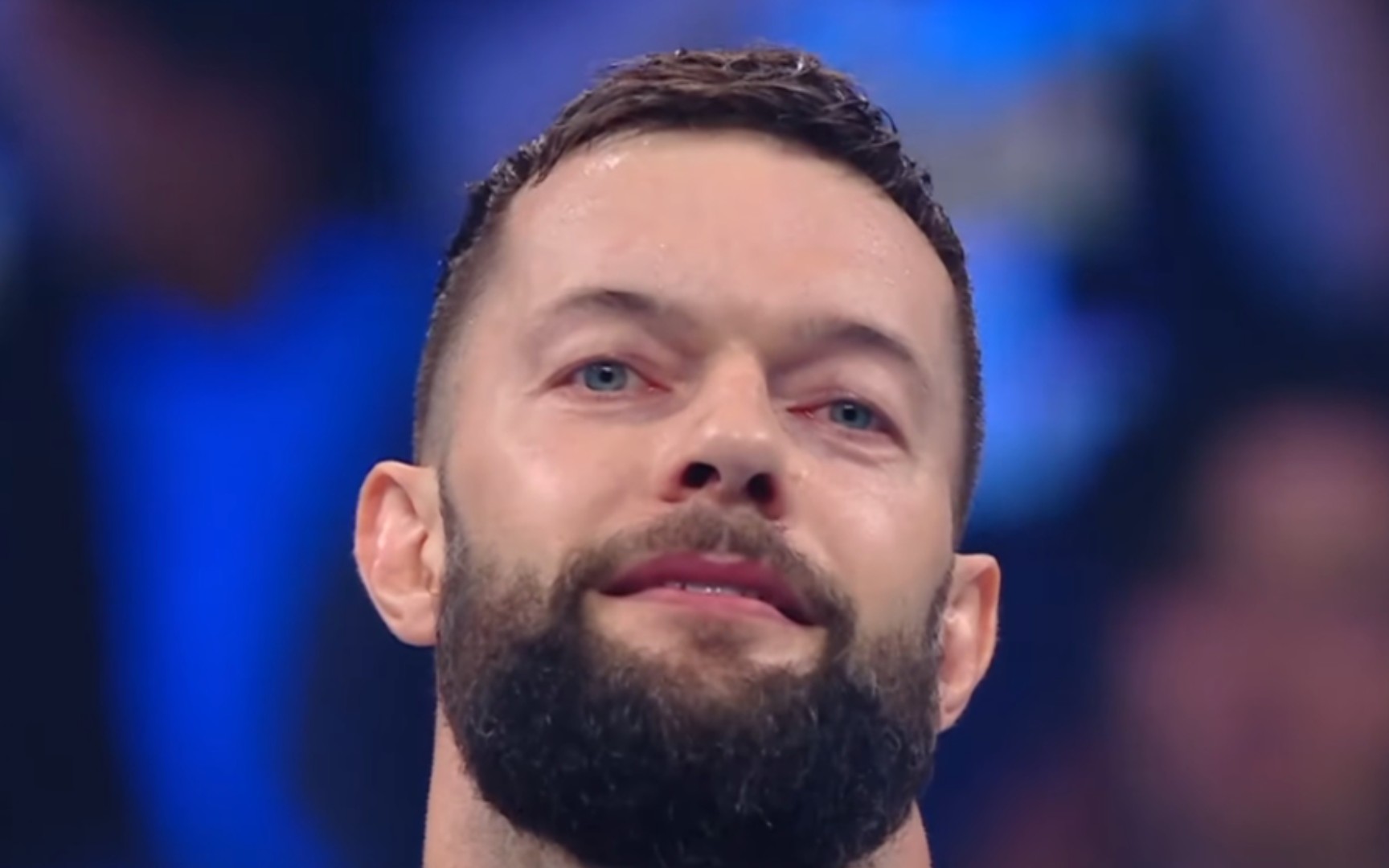 【wwe sd 1143期】"恶魔王子"芬巴洛尔强势回归!人狠话不多暴打萨米!