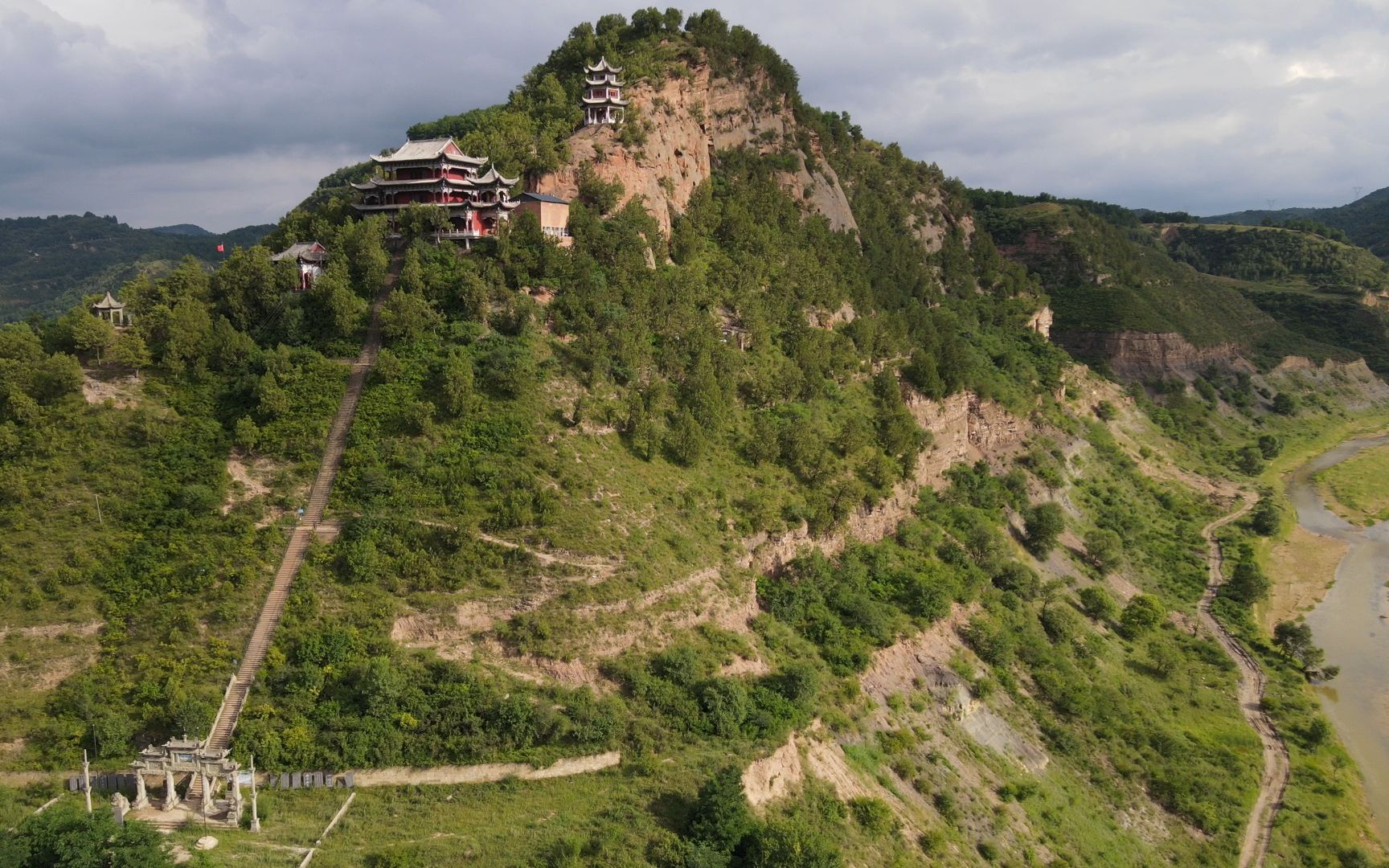 陕西延安市甘泉县香林寺航拍 南泥湾陕北的好江南 香菇面真香哔哩哔哩bilibili