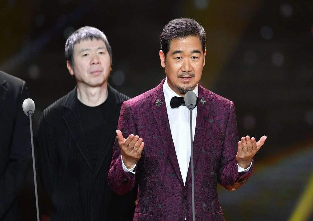 张国立在相声界辈分和郭德纲比,谁更高?