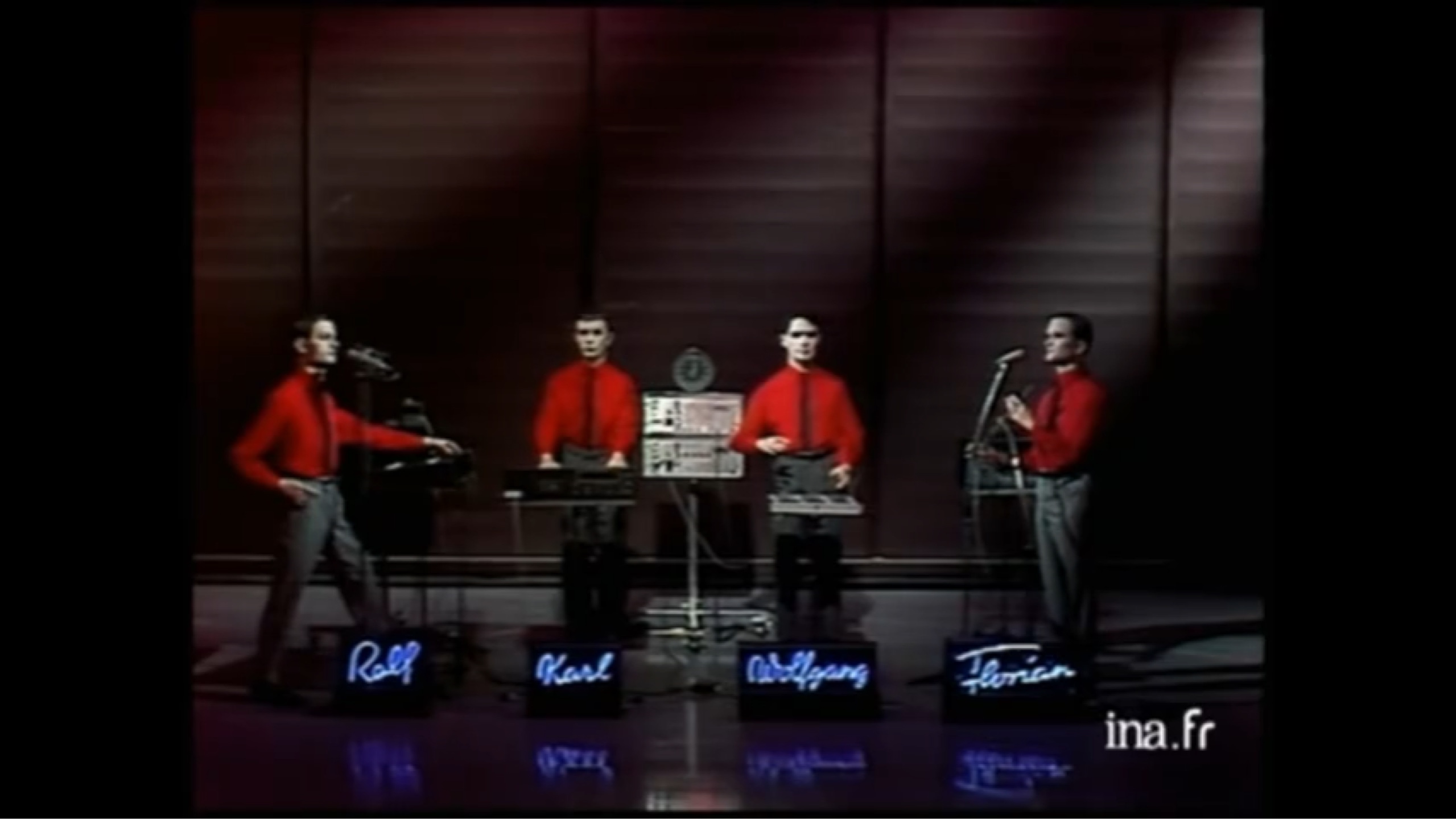 【Kraftwerk/发电站乐队:《The Robots》、《Radioactivity》】哔哩哔哩bilibili