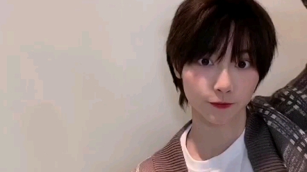 短发的你更可爱犬来八荒狗哥8861516189你的老婆来啦