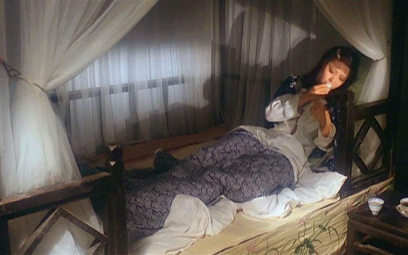 邵氏经典恐怖片,拍得如此大胆,女演员需要承受多大的压力