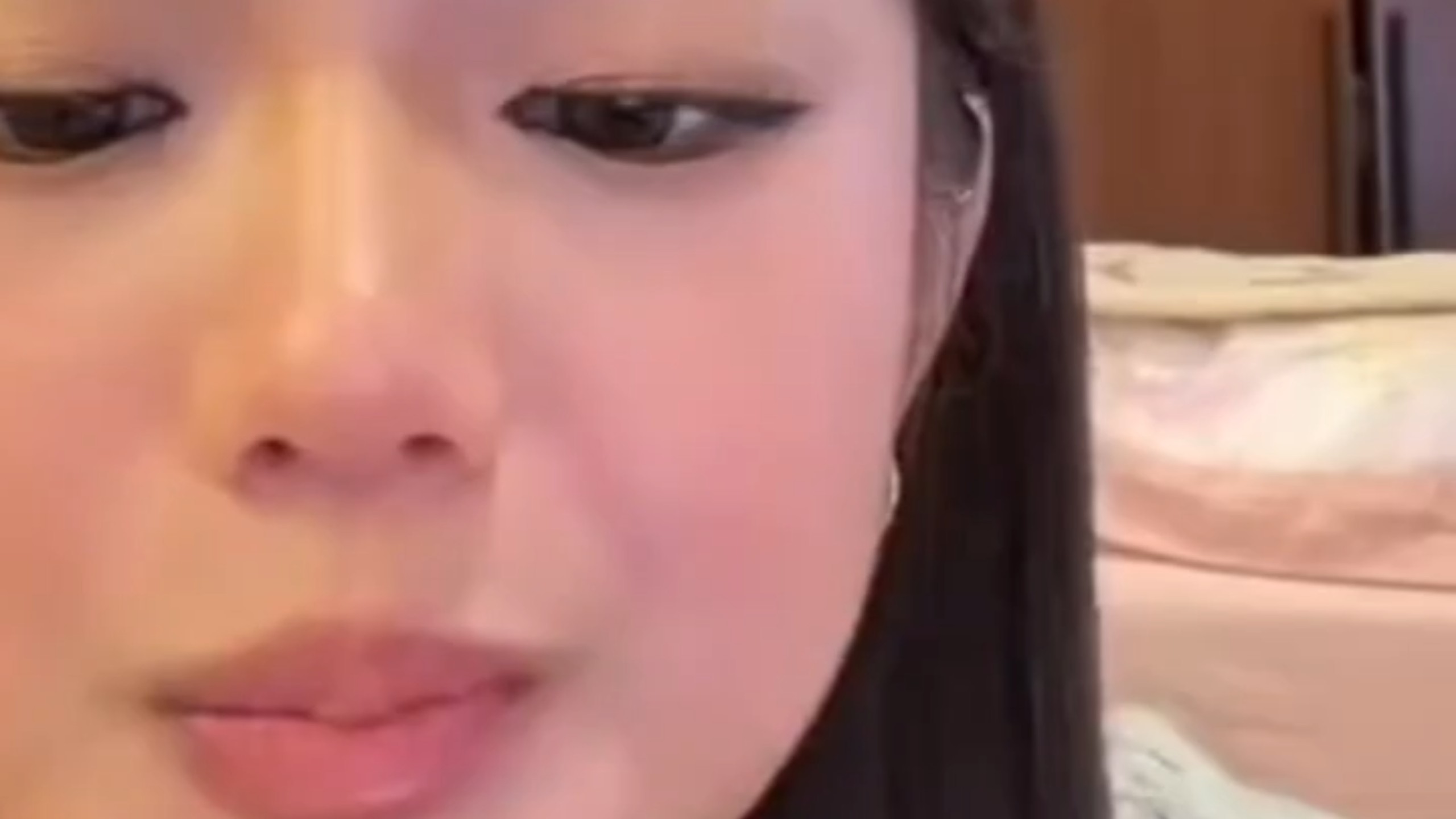 钟丽缇女儿jaden回应升学争议，否认立学霸人设澄清自己并不是复读，只是选择Gap一年重新申请学校，没有回学校也没有找培训机构，打乱了规划，影响