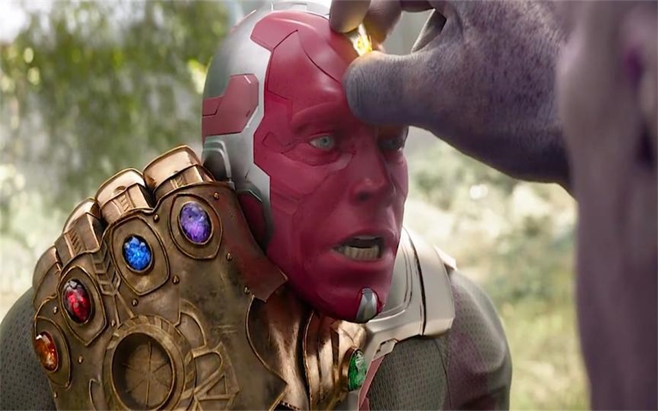 漫威幻视的振金有多垃圾?开场就被扎了个对眼穿!