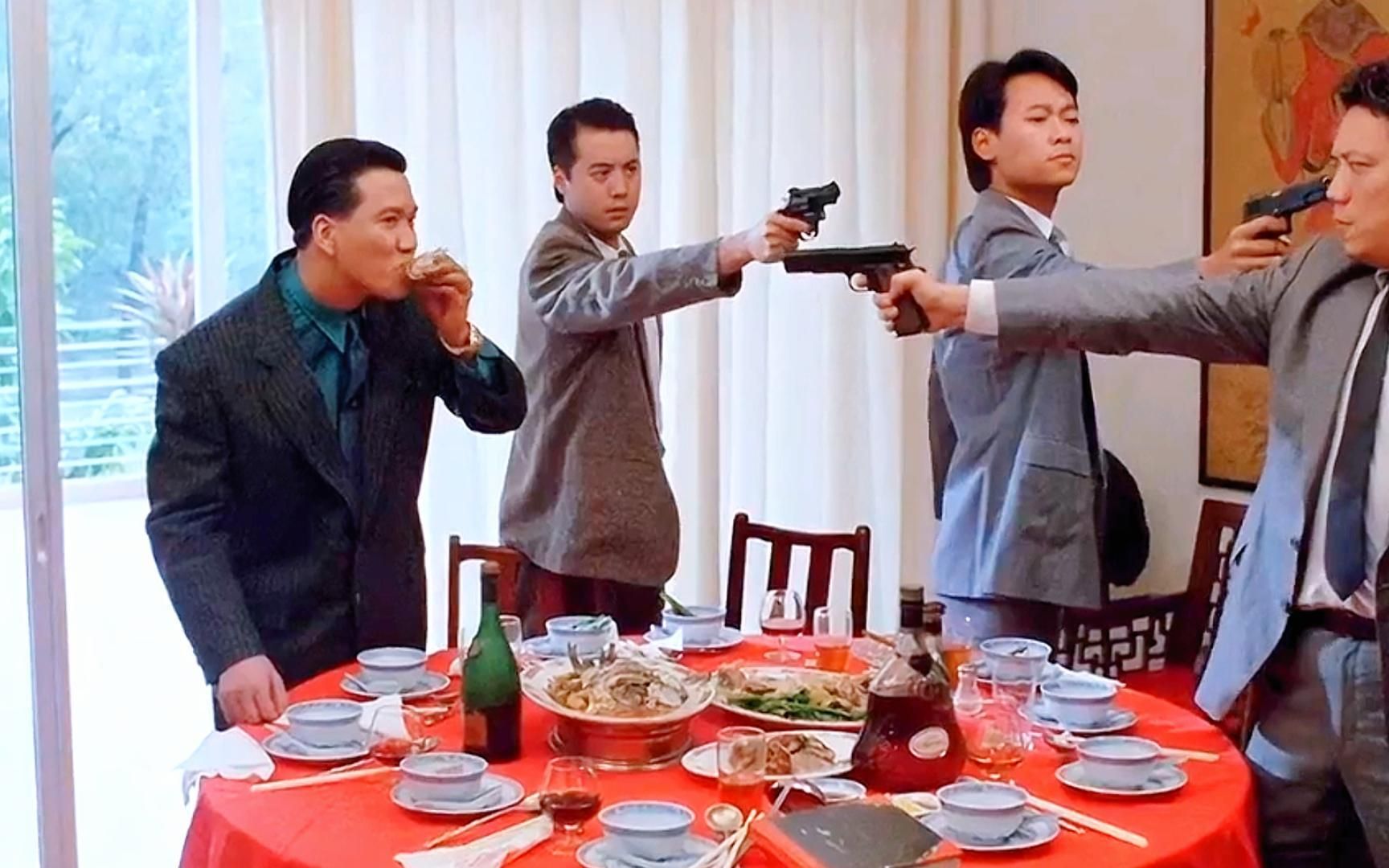 港片黑帮大佬的嚣张吃戏,万梓良吃鱼头做老大,暴龙哥最爱牛欢喜