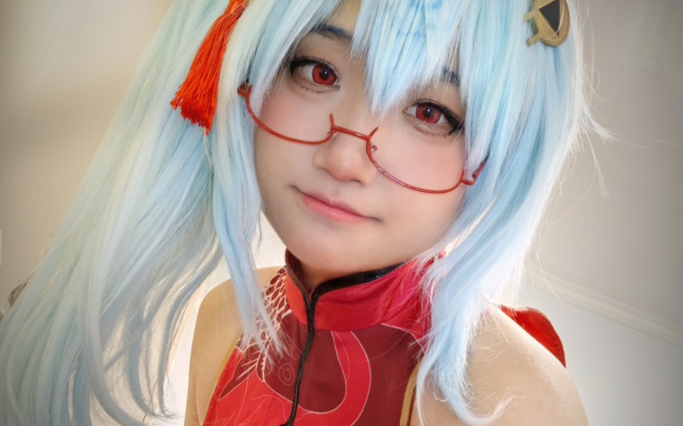 2233娘生日快乐[33娘拜年祭cos]