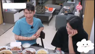 Tải video: 赵丽娜爸爸说“结婚送房子”武大靖都要心动了！赵丽娜爸妈给武大靖情况了解了彻底！武大靖现在是半退役马上就是大学老师！还要考博士！！