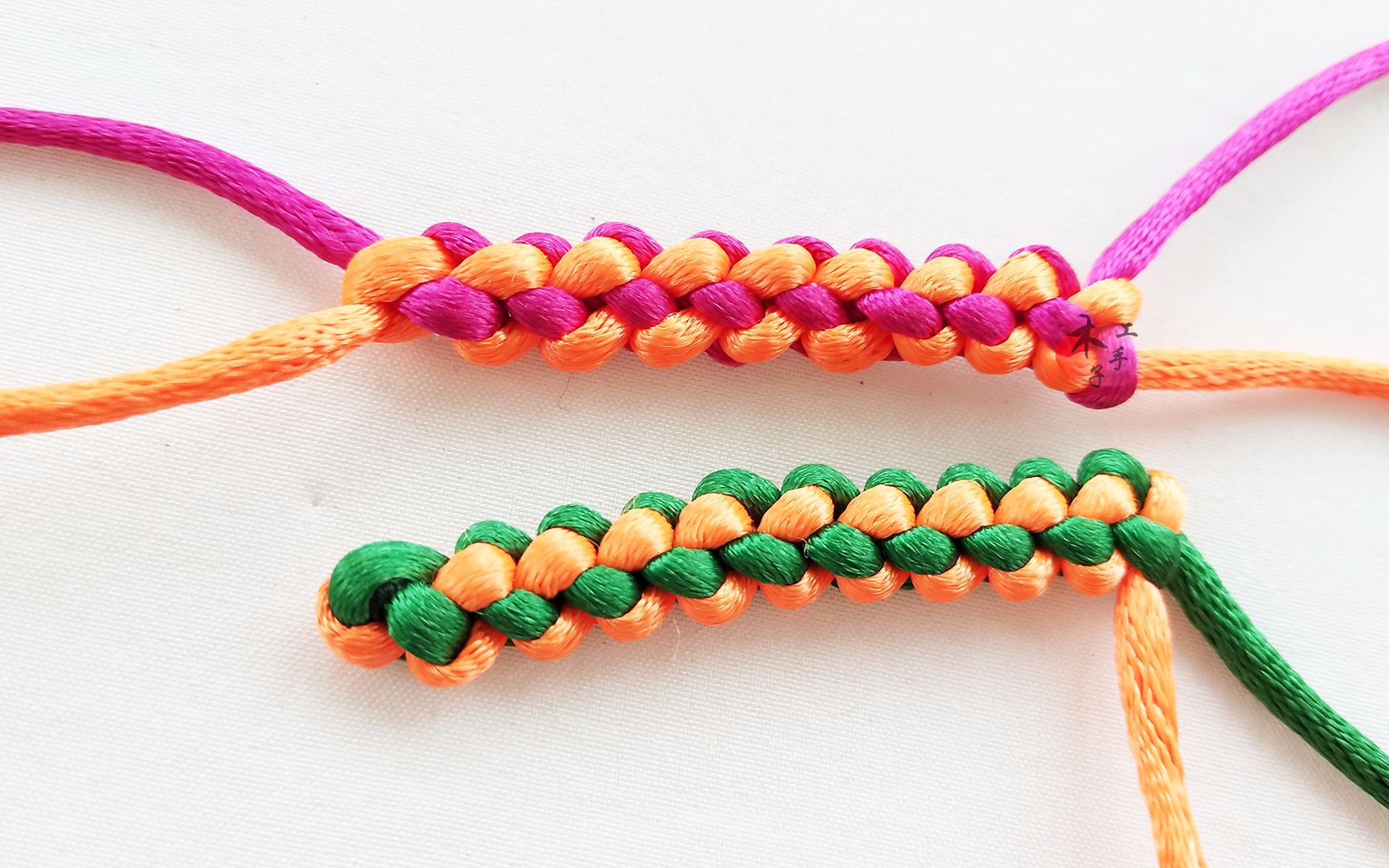 木子手工:简单的凤尾结锁结红绳编织方法,让你一学就会