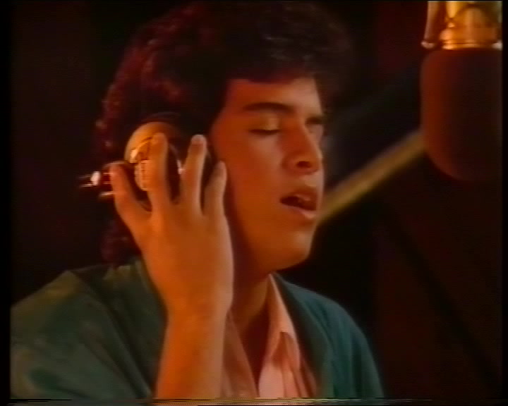 [图]Glenn Medeiros - Lonely Won't Leave me Alone