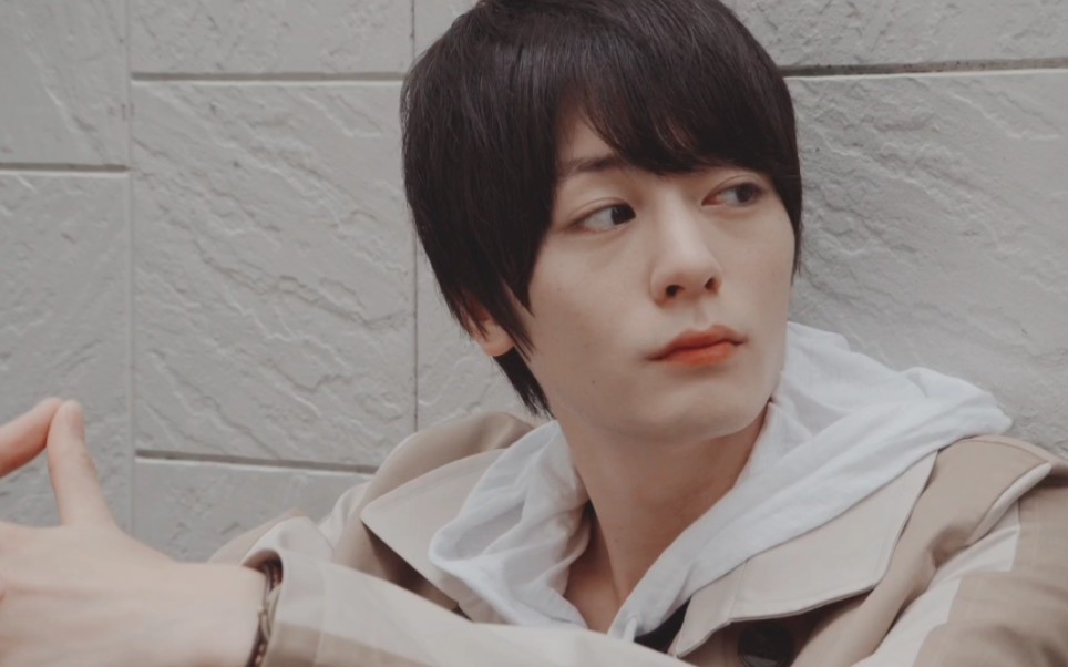 假面骑士build│桐生战兔72犬饲贵丈颜向