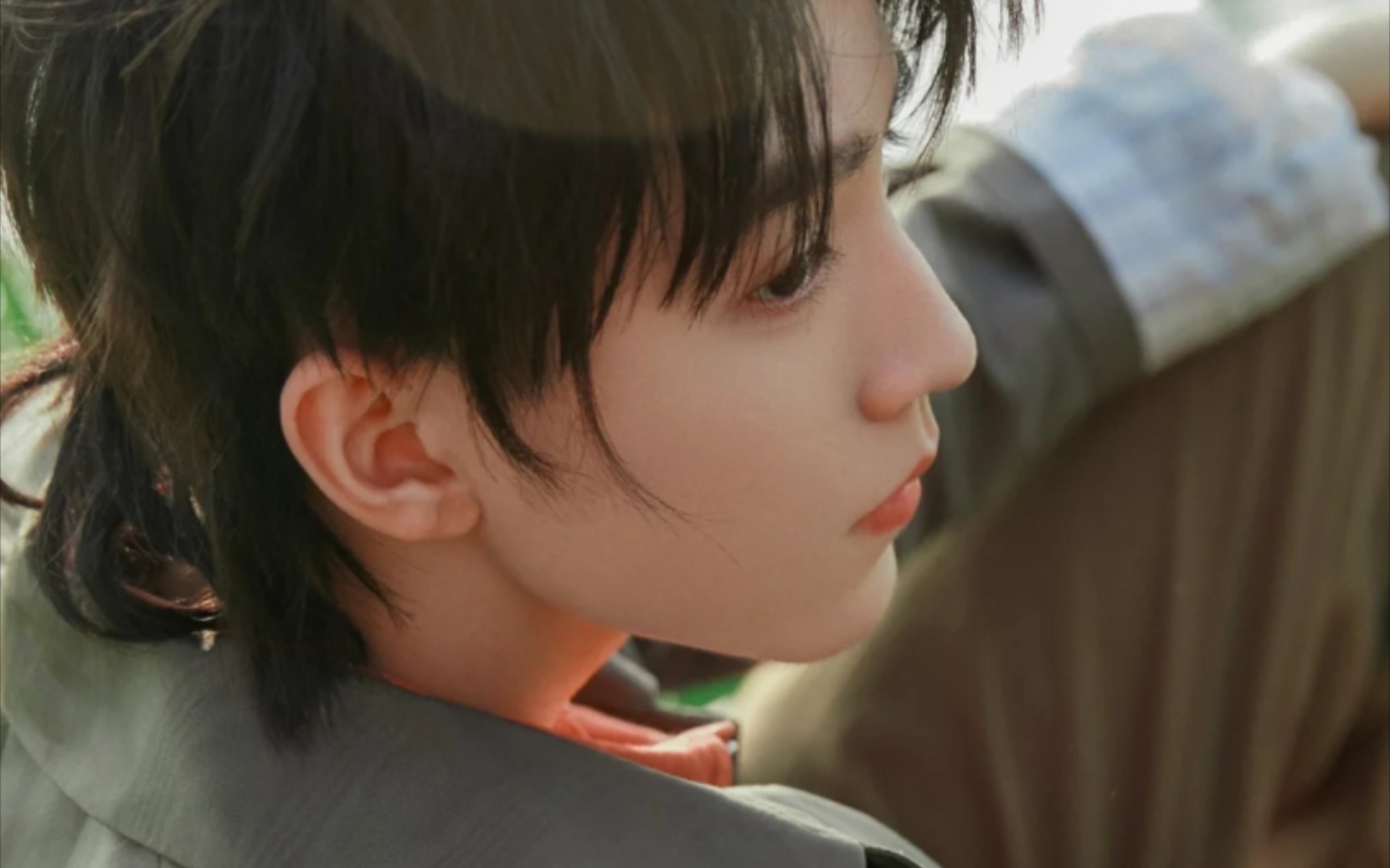 『王俊凯&《万里归途》金鸡奖现场连线领奖』宝子歪头笑不仅好看还